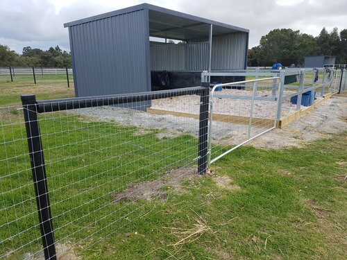 Busy Digger Fencing, Busy Digger Farm Gates, Busy Digger Services